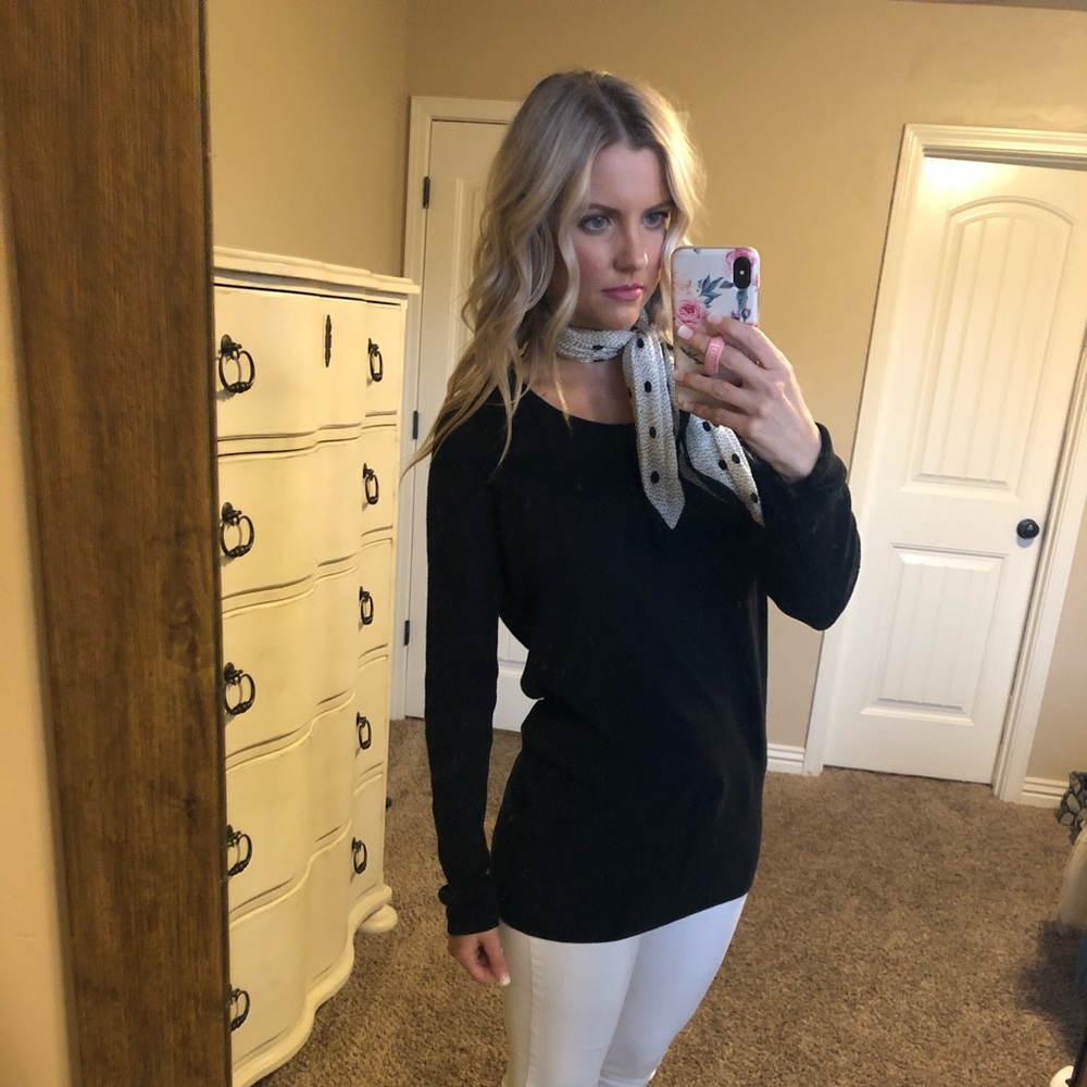 Sweater - Picture 2 of 2